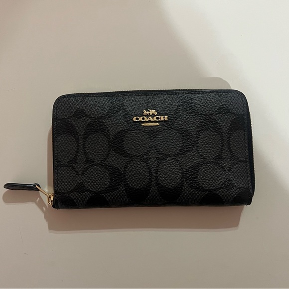 BLACK AND GOLD COACH WALLET - Picture 3 of 4